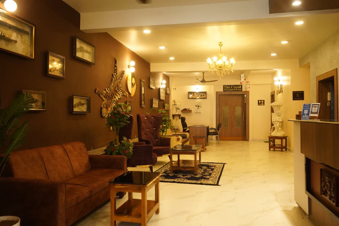 Cupid Lounge 1